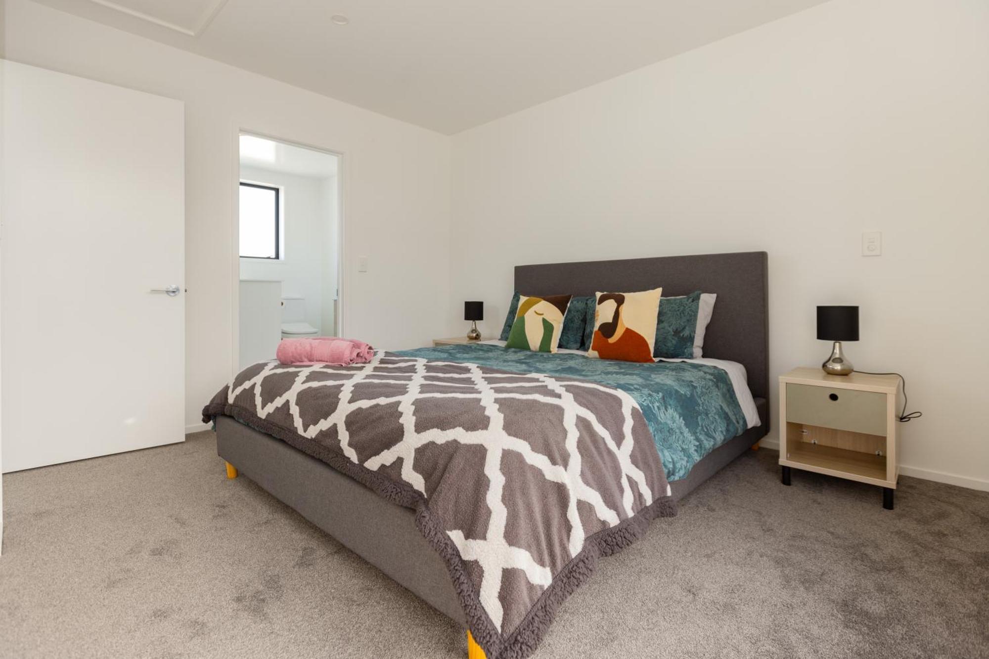 Luxury 2 Bedroom Townhouse By Hagley Park In Cbd Christchurch Exterior foto